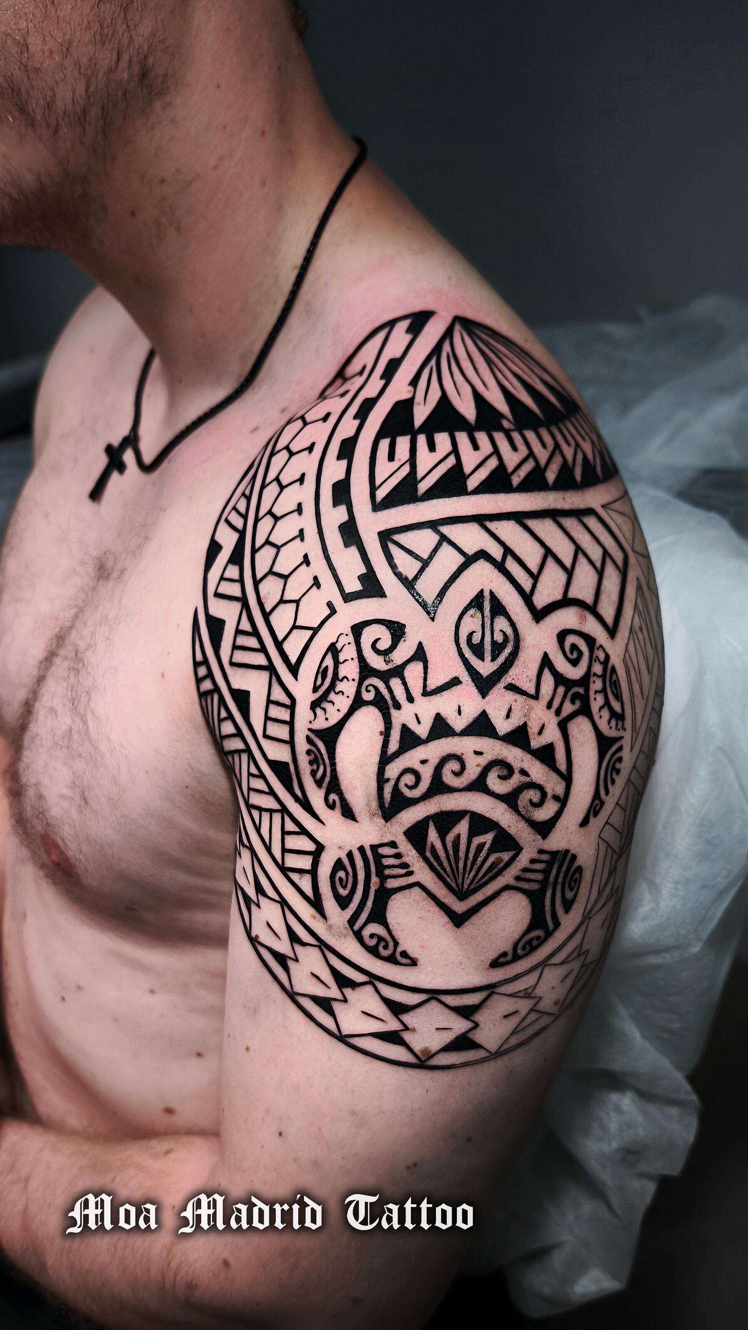 Diseño de tatuaje polinesio para cliente de Alemania